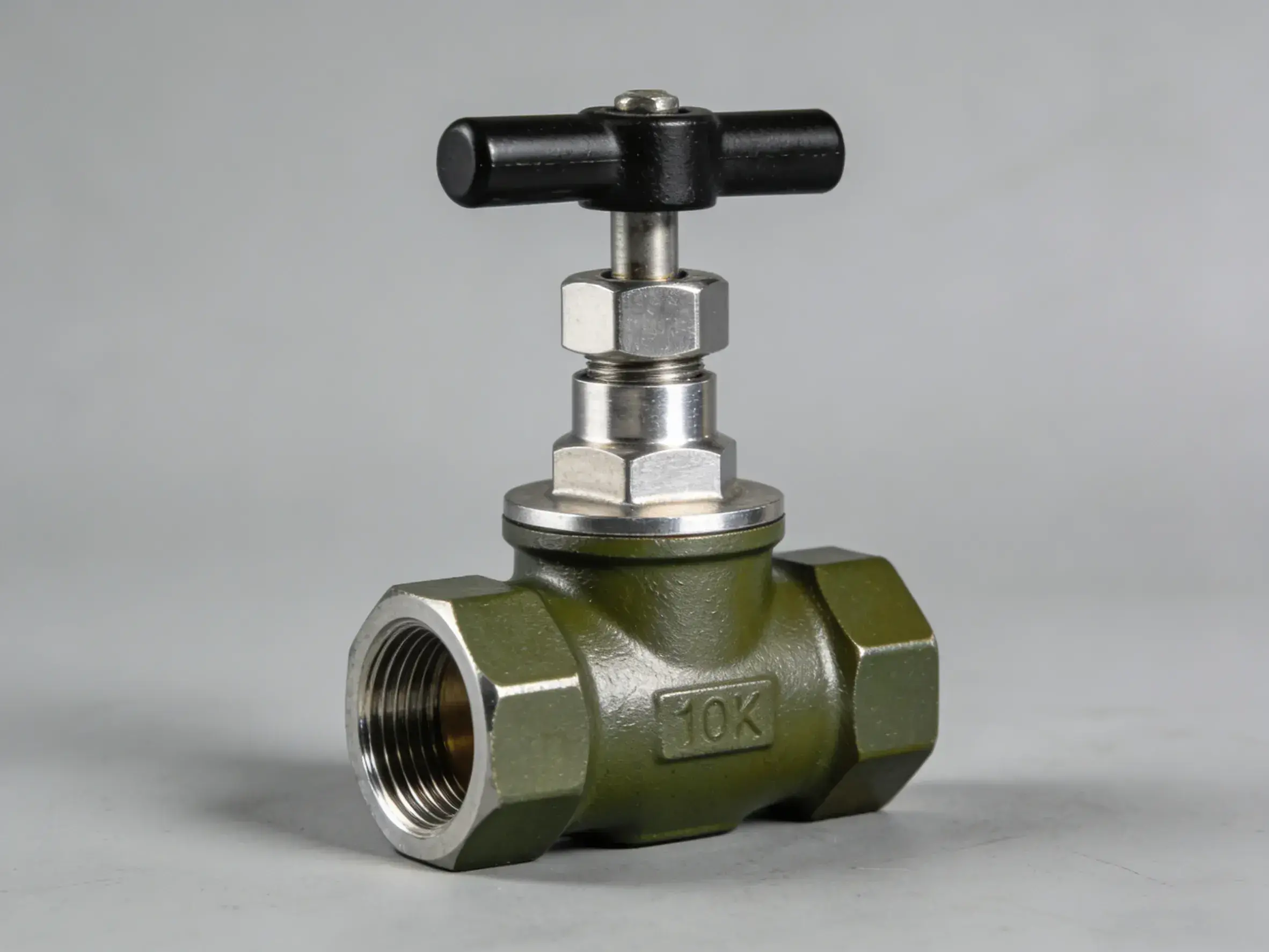 Flanged needle valves and their types including threaded needle valves